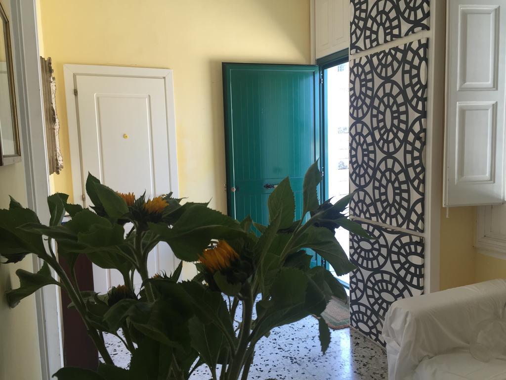 B&B Le Colonne Brindisi Dış mekan fotoğraf